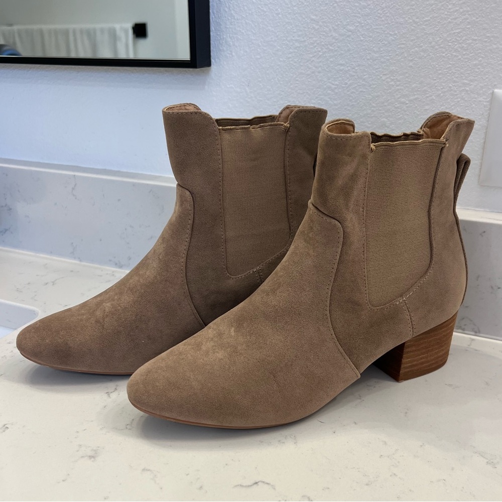 Women's Tan Ankle Boots